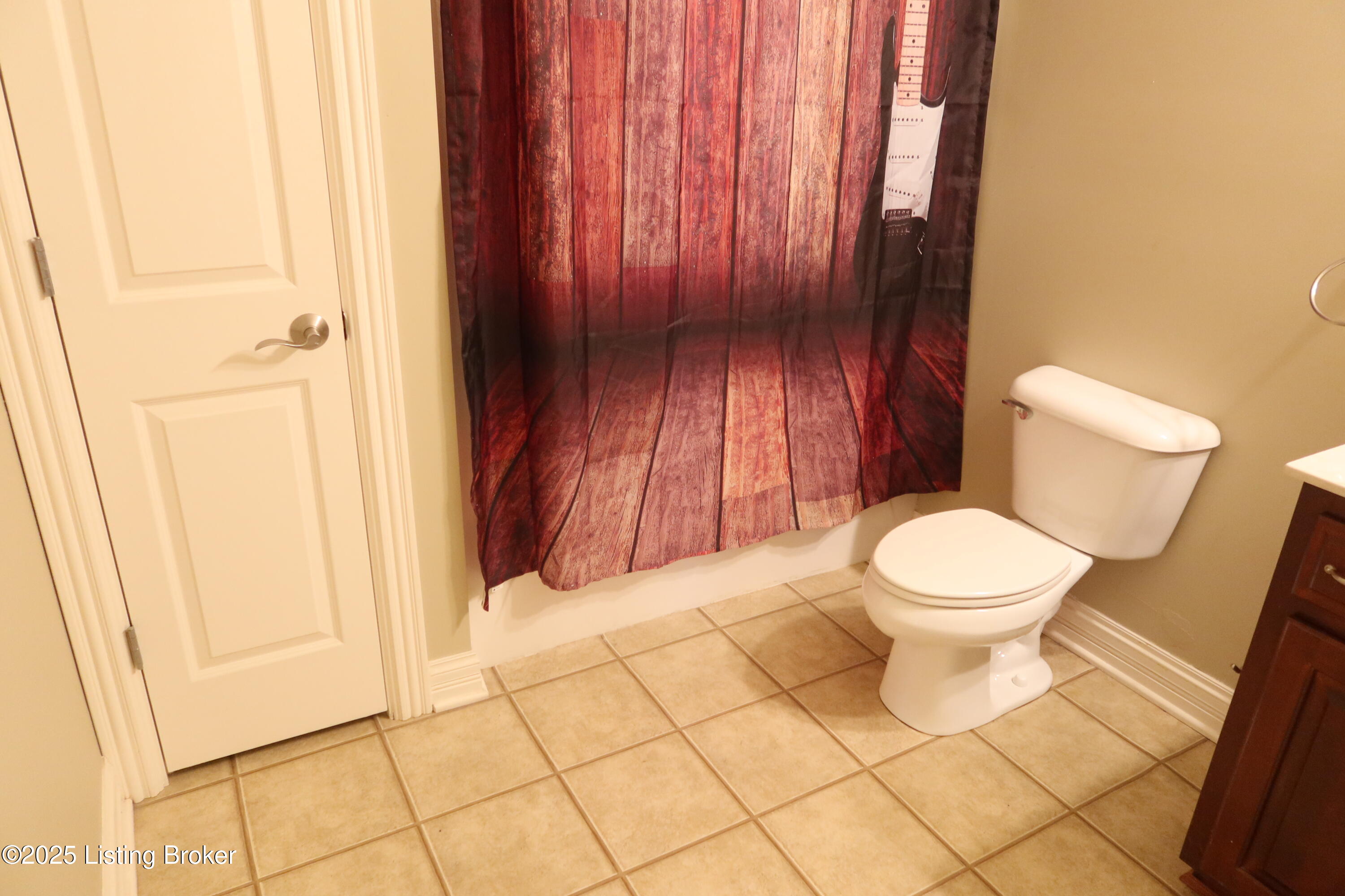 3234 Ridge Brook Cir, Louisville, Kentucky image 25