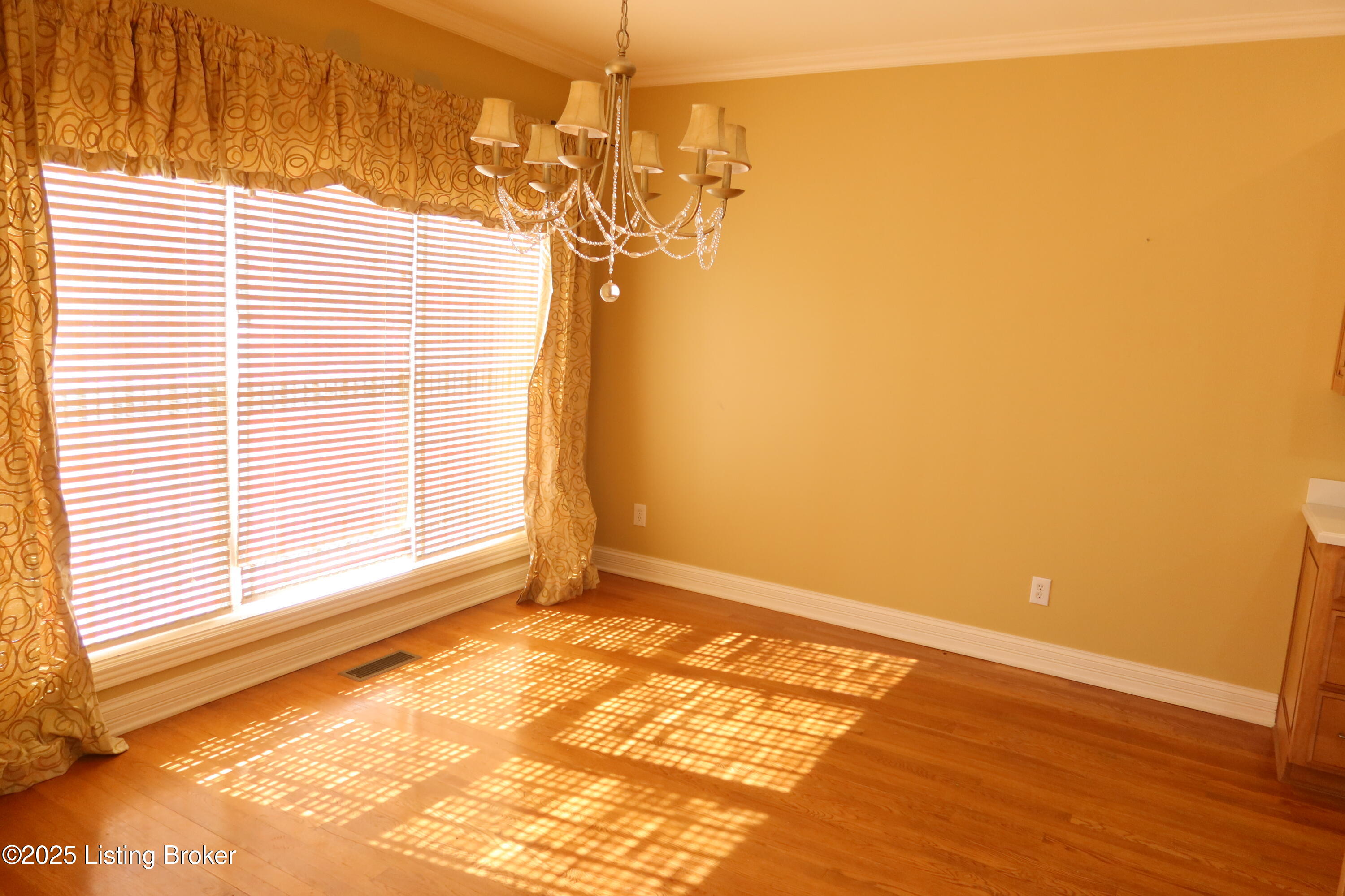 3234 Ridge Brook Cir, Louisville, Kentucky image 20