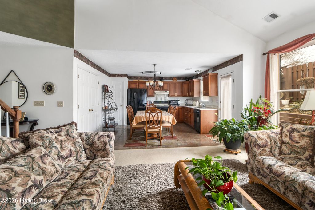 Photo of 1105 Canyon Ct, Lexington, KY 40509 (MLS # 1706747)