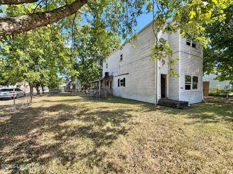 Homes For Sale - 2723 Saint Xavier St<br/> Louisville, KY 40212