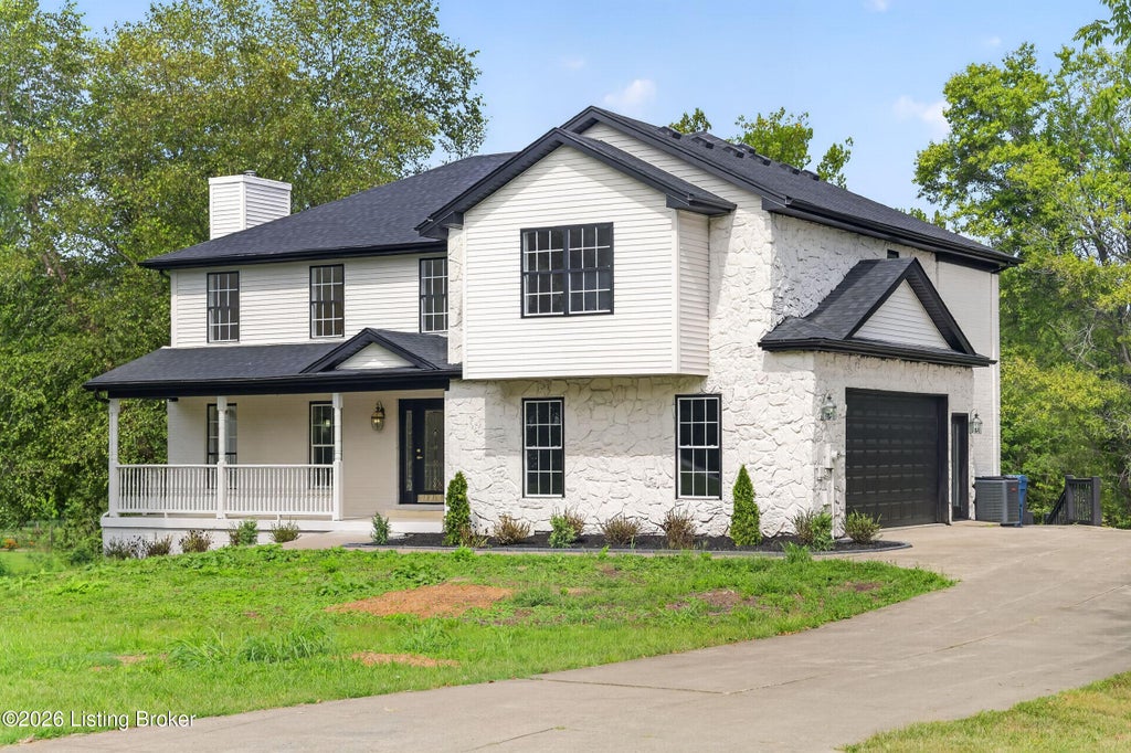 Photo of 3815 Carriage Pointe Dr, Crestwood, KY 40014 (MLS # 1728585)