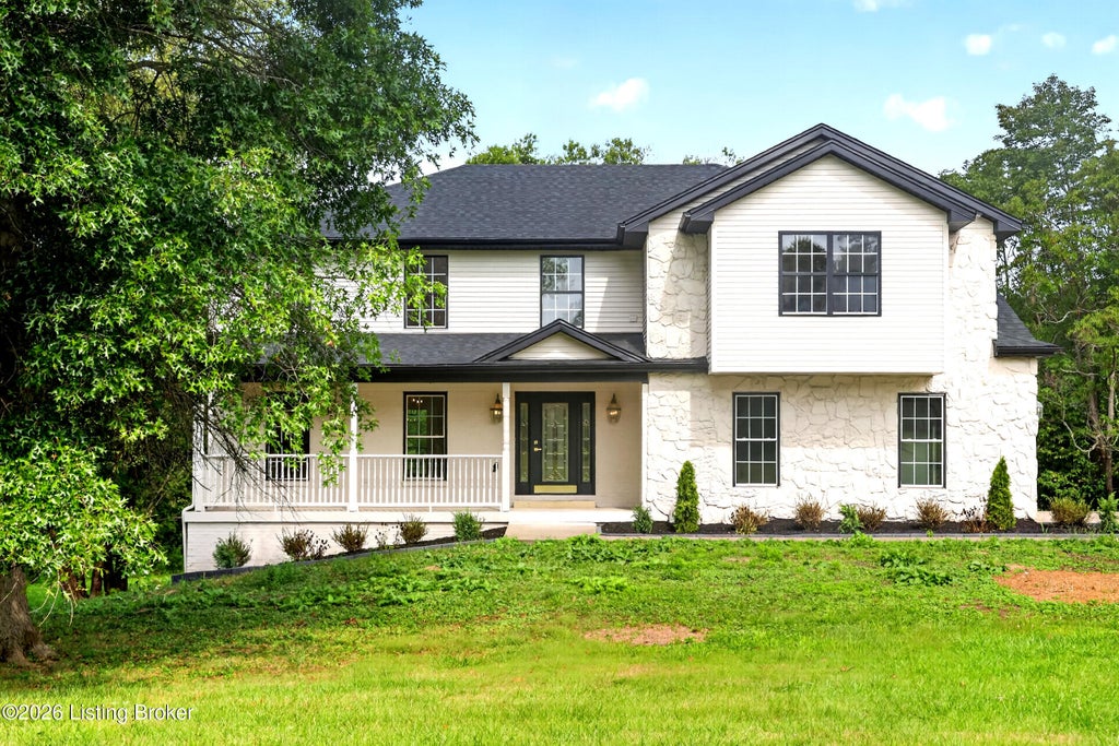 Photo of 3815 Carriage Pointe Dr, Crestwood, KY 40014 (MLS # 1728585)