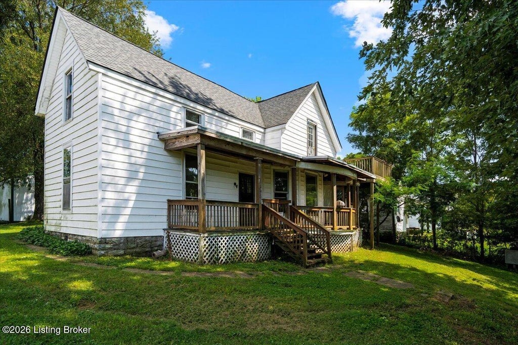 Photo of 104 4th St, Berry, KY 41003 (MLS # 1727353)