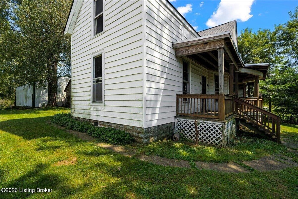 Photo of 104 4th St, Berry, KY 41003 (MLS # 1727353)