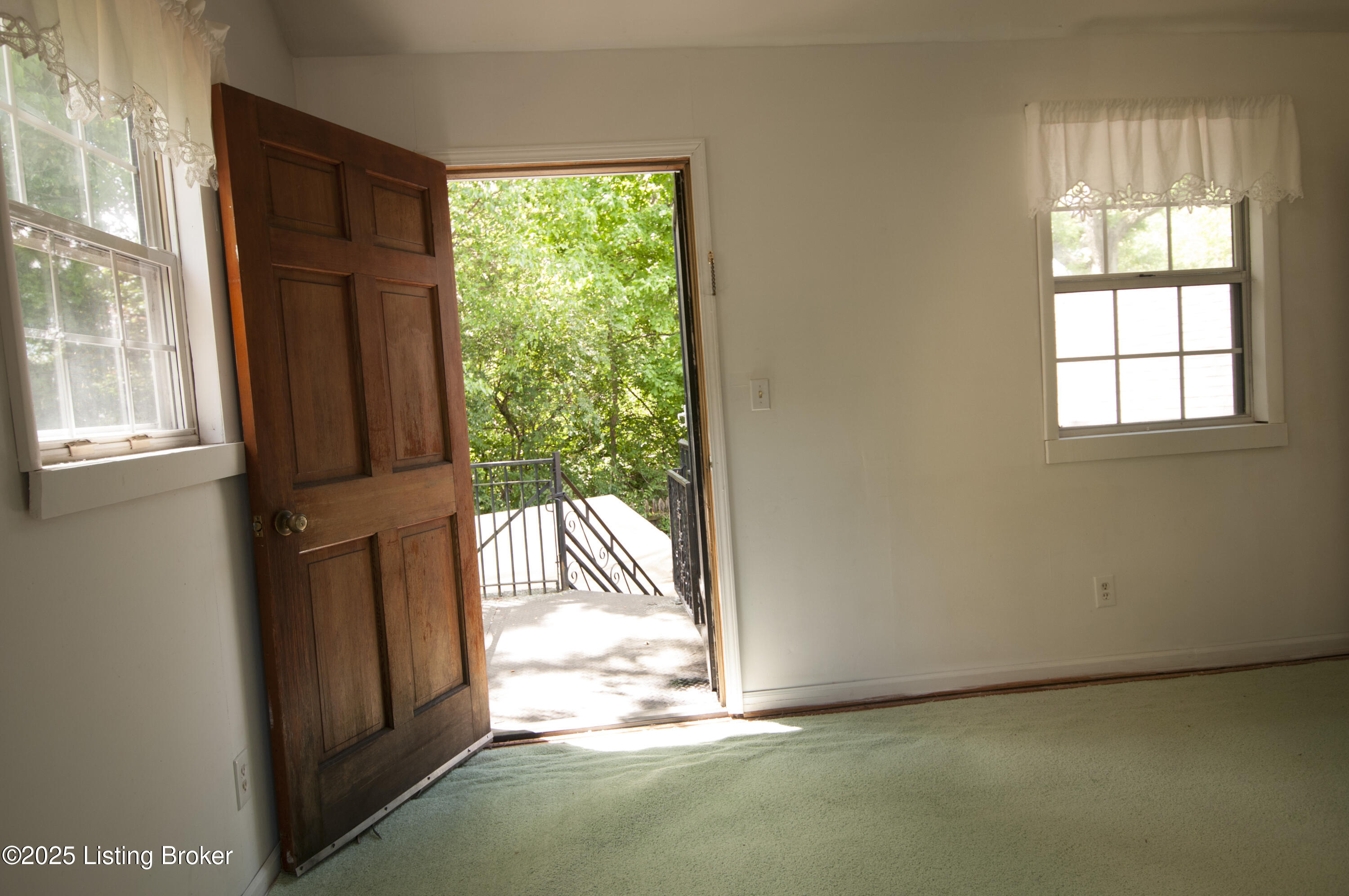 357 Ridgeway Ave, Louisville, Pennsylvania image 28
