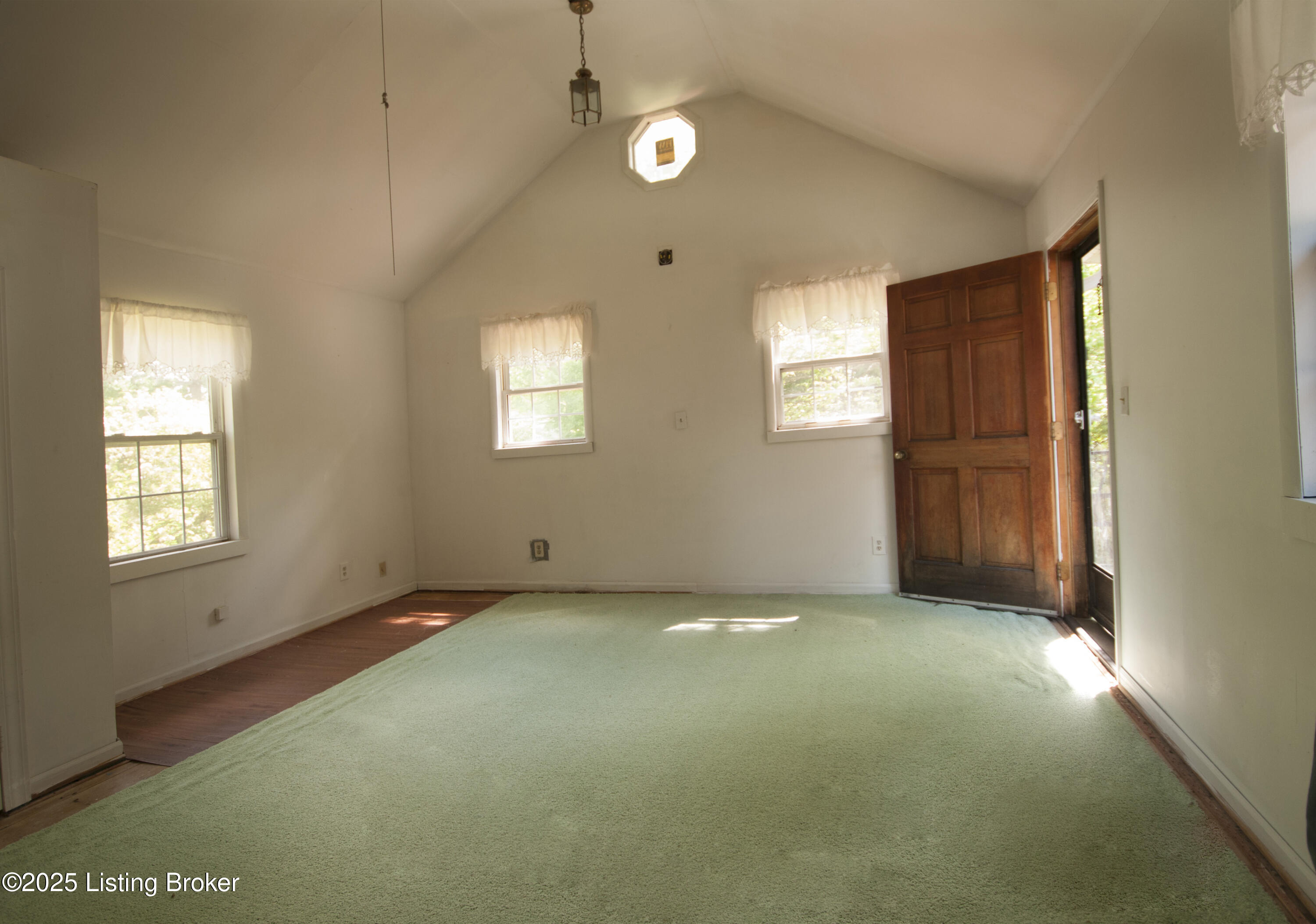 357 Ridgeway Ave, Louisville, Pennsylvania image 27