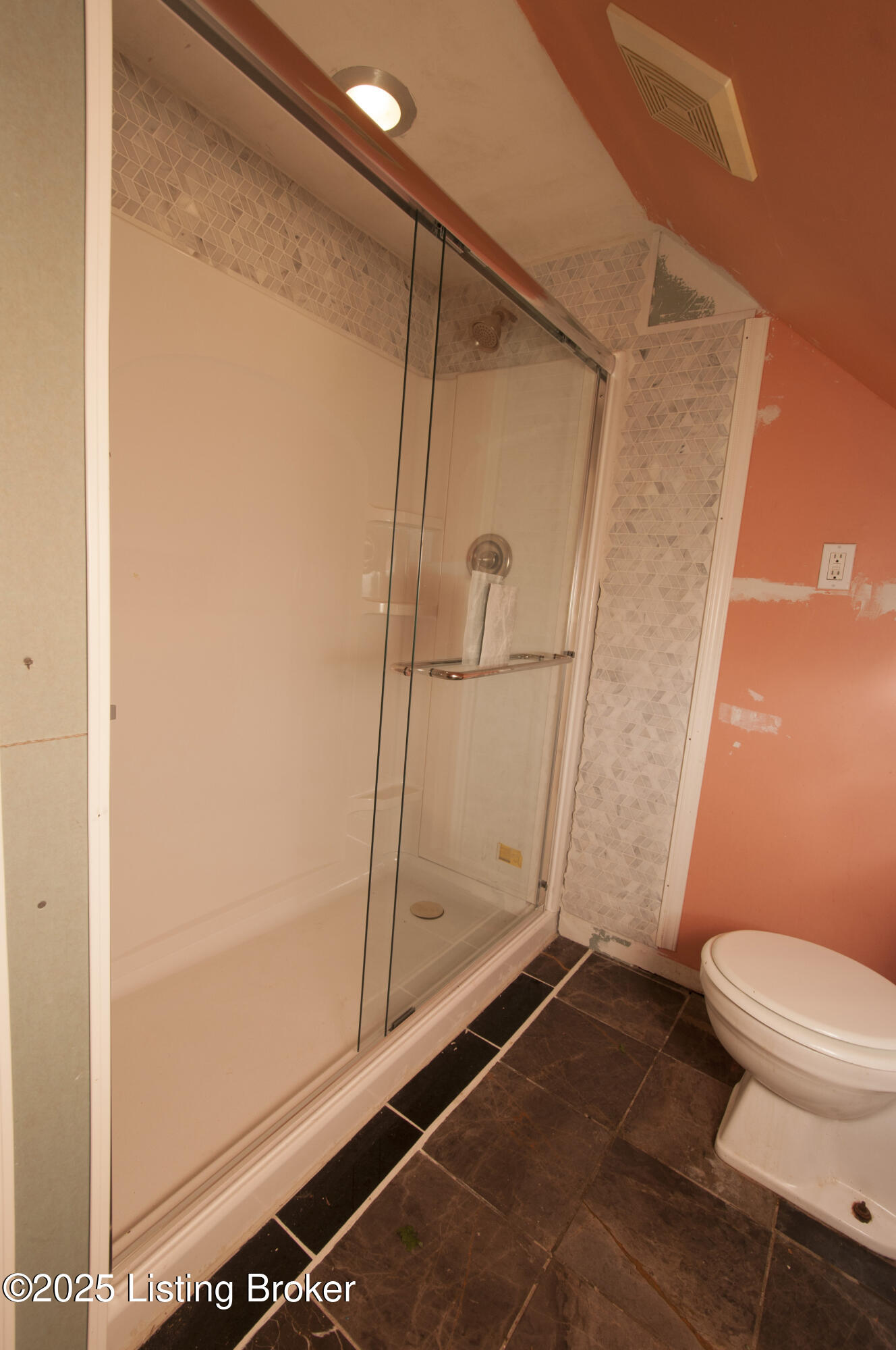 357 Ridgeway Ave, Louisville, Pennsylvania image 21