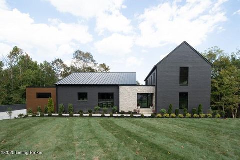 Photo of 7734 Woodbridge Hill Ln, Louisville, KY 40059 (MLS # 1702311)