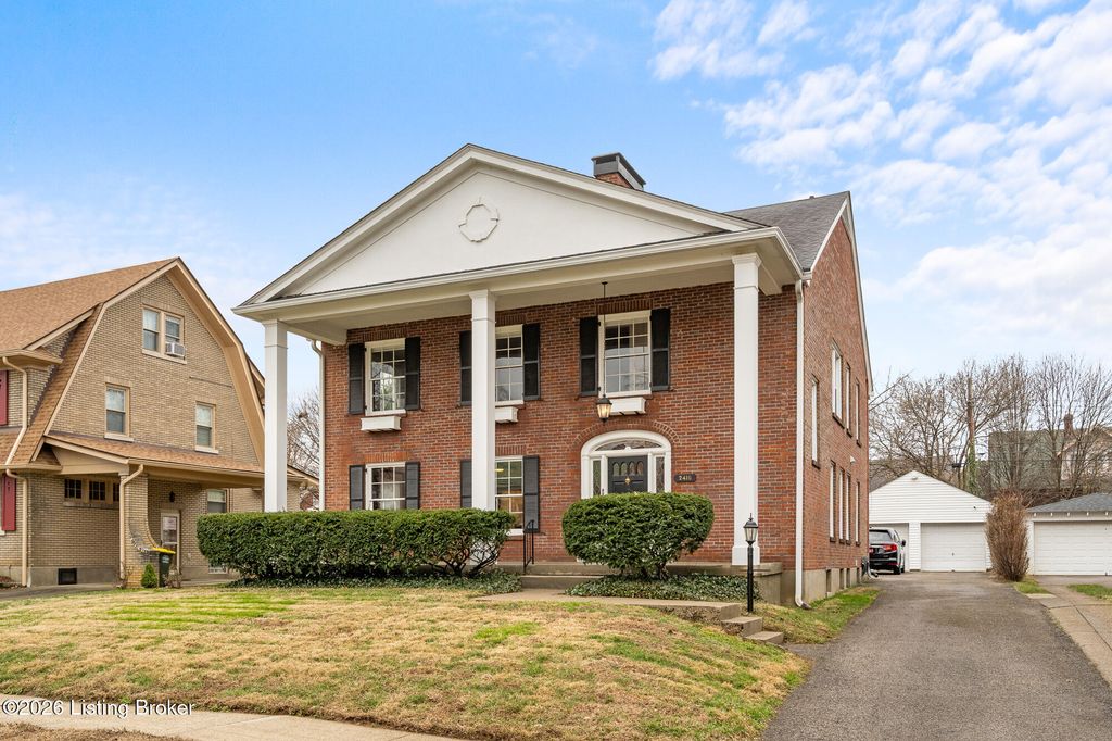 Photo of 2416 Broadmeade Rd, Louisville, KY 40205 (MLS # 1706508)