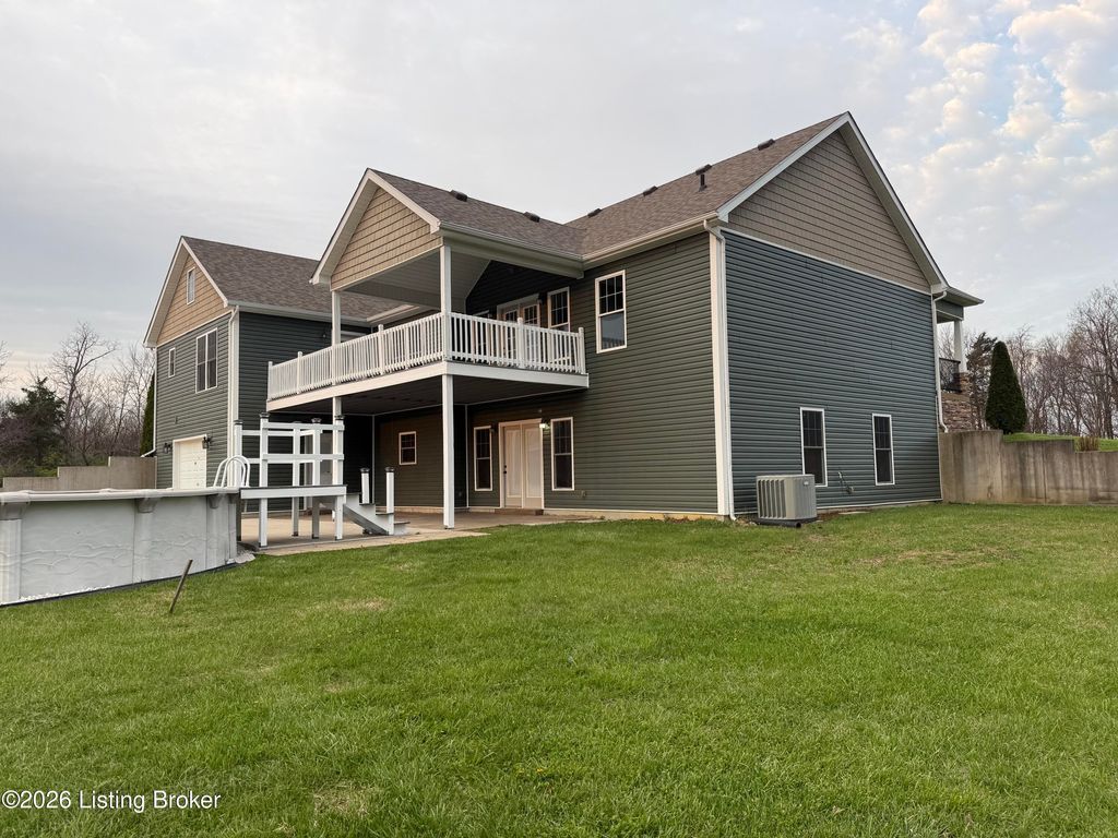 Photo of 444 Wire Ln, Bardstown, KY 40004 (MLS # 1712540)