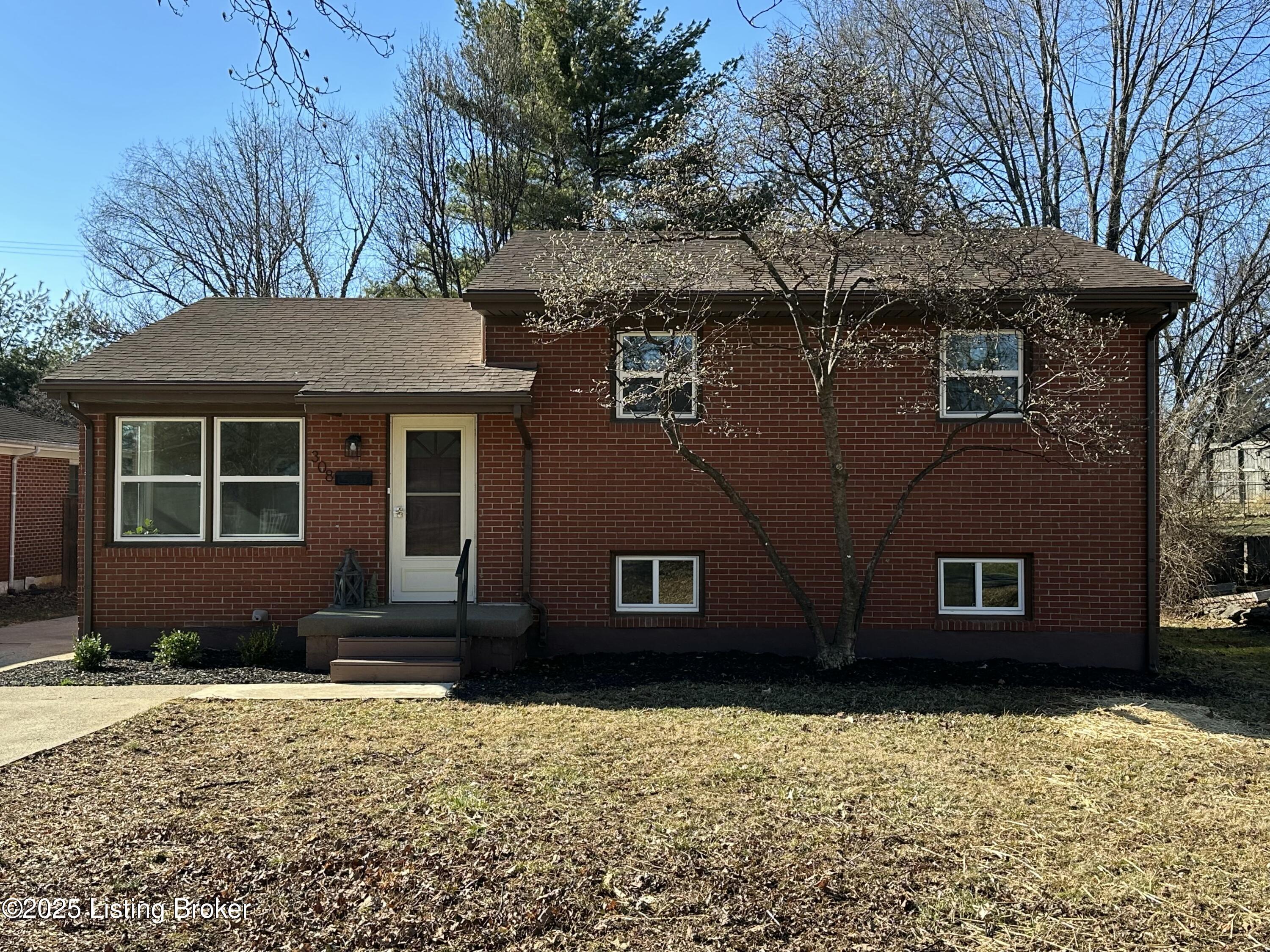 308 S 6th St, Bardstown, Kentucky image 1