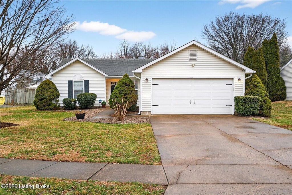 Photo of 12207 Jonel Ct, Louisville, KY 40245 (MLS # 1707669)