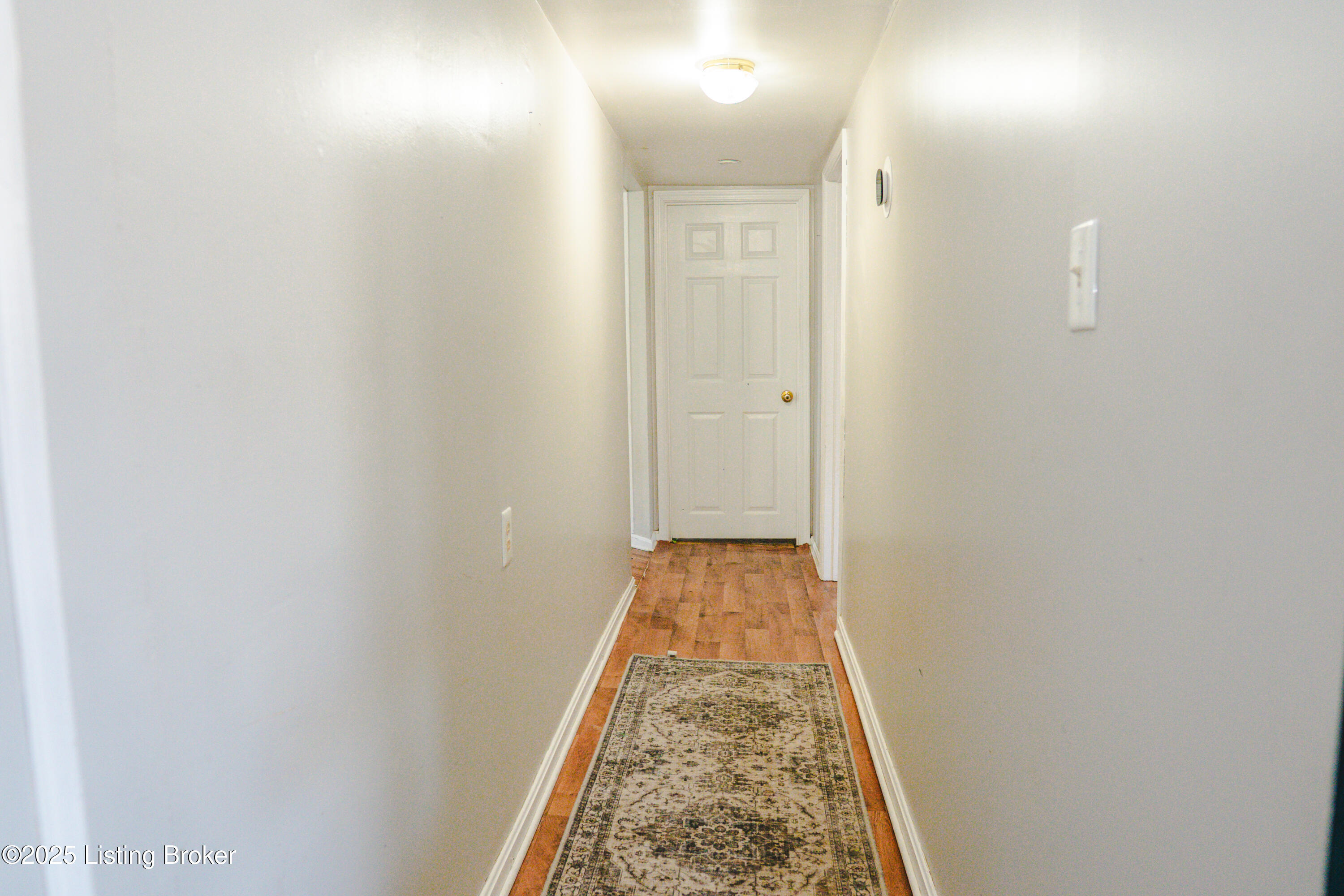 13705 S Blakely Ln, Louisville, Kentucky image 10
