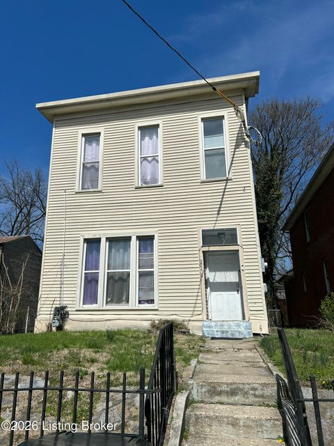 Townhouse For Sale - 2017 W Jefferson St<br/> Louisville, KY 40203