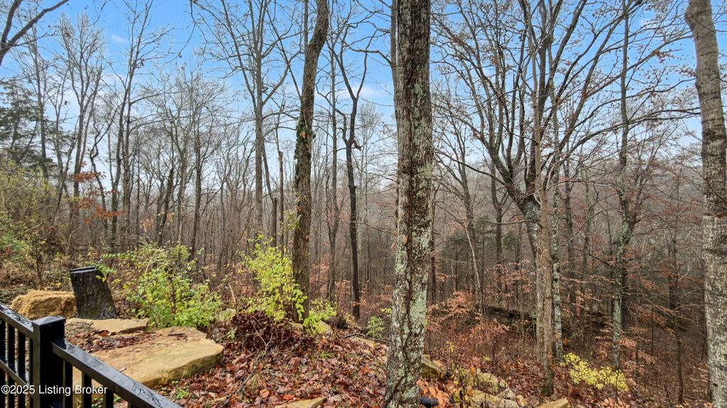Photo of 151 Blue Ridge Cir, Mt Washington, KY 40047 (MLS # 1704075)