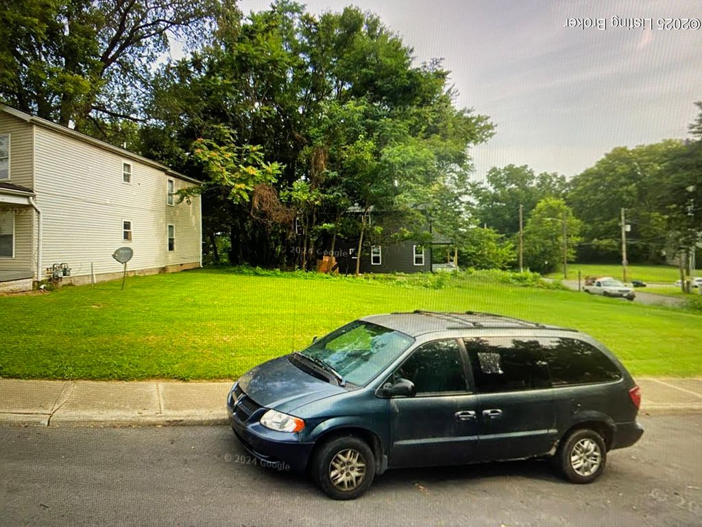 Photo of 523 Gernert Ct, Louisville, KY 40217 (MLS # 1704729)