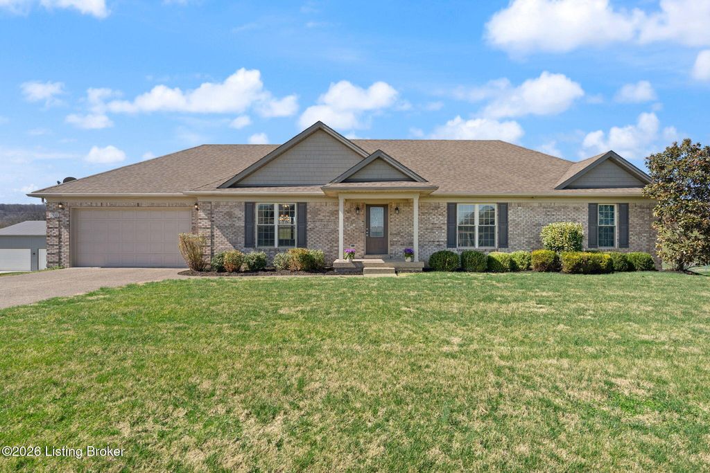 Photo of 11918 Lower River Rd, Louisville, KY 40272 (MLS # 1711825)