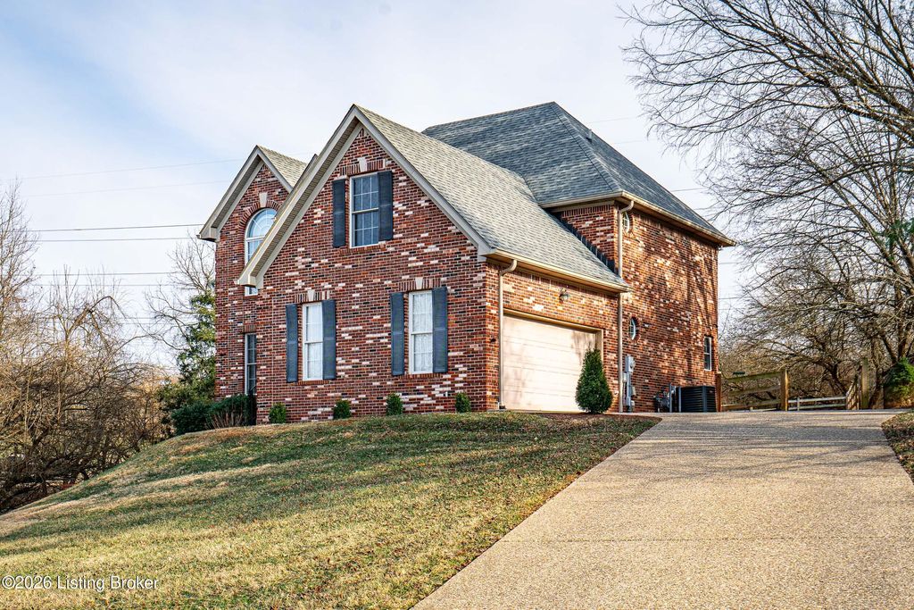Photo of 4507 Abbott Grove Pl, Crestwood, KY 40014 (MLS # 1708077)