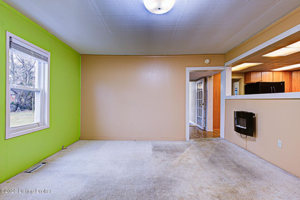 Photo of 813 Hawkins Dr, Elizabethtown, KY 42701 (MLS # 1706392)