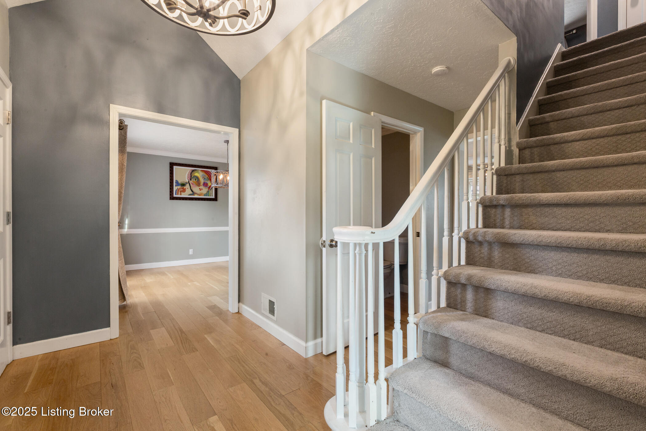 10502 Larkhall Ct, Louisville, Kentucky image 38