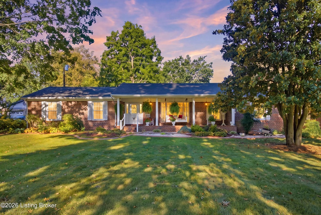 Photo of 113 Carolyn Ln, Nicholasville, KY 40356 (MLS # 1731507)