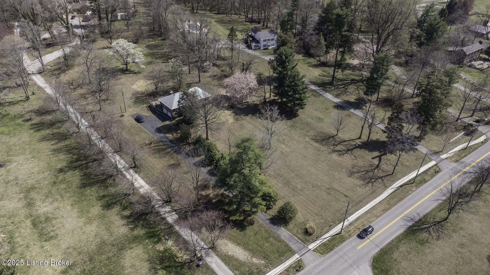 305 Ash Ave, Pewee Valley, Kentucky image 38