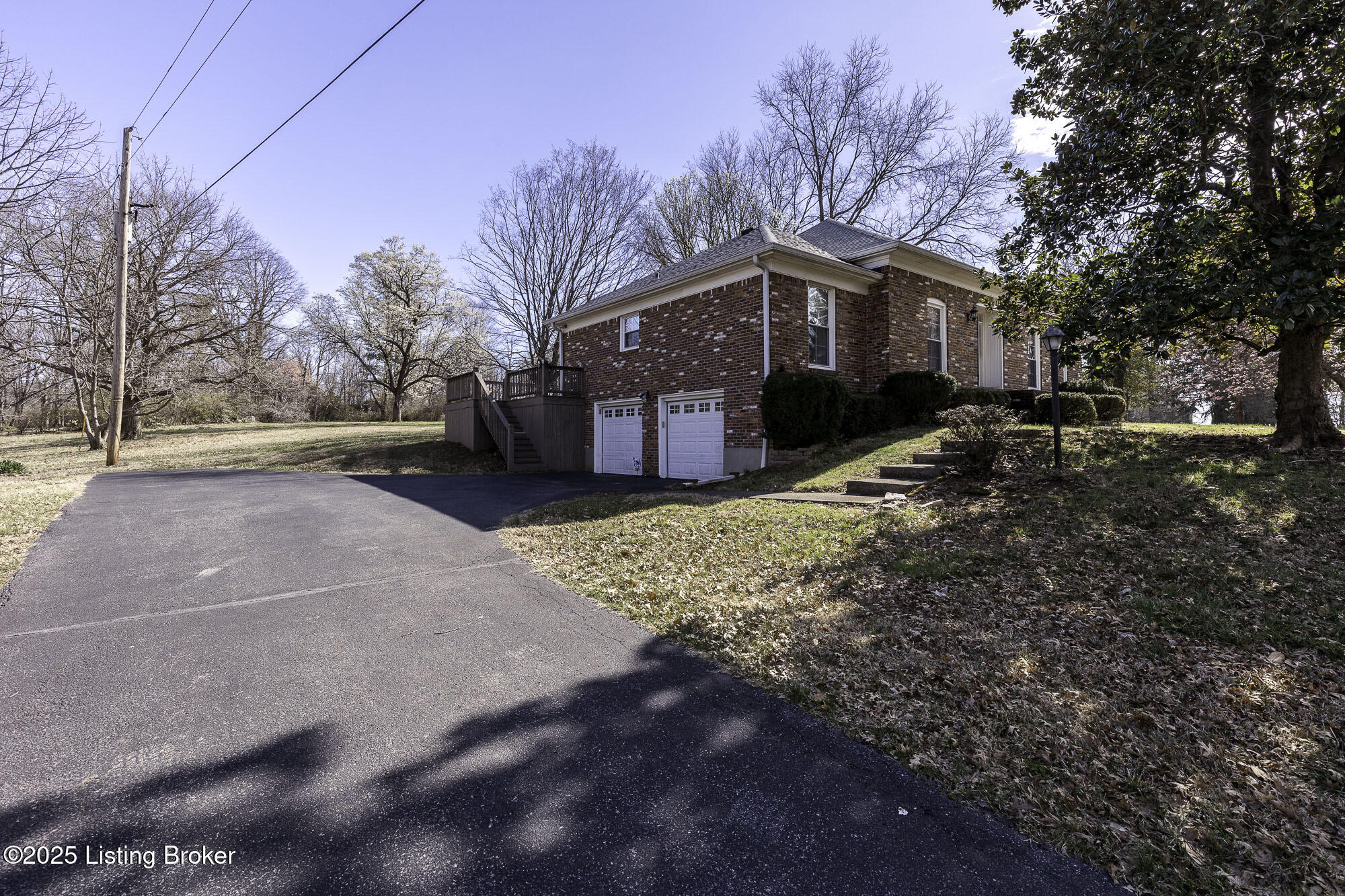 305 Ash Ave, Pewee Valley, Kentucky image 32