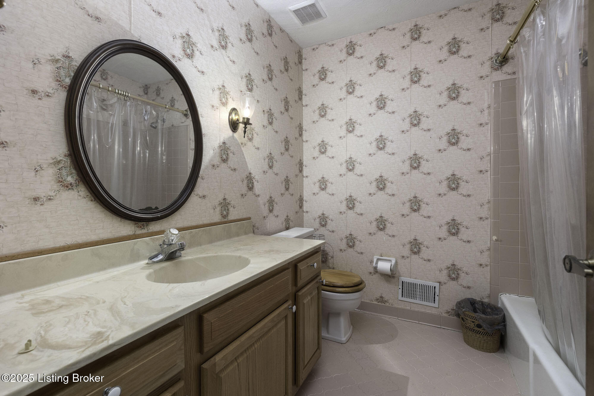 305 Ash Ave, Pewee Valley, Kentucky image 18