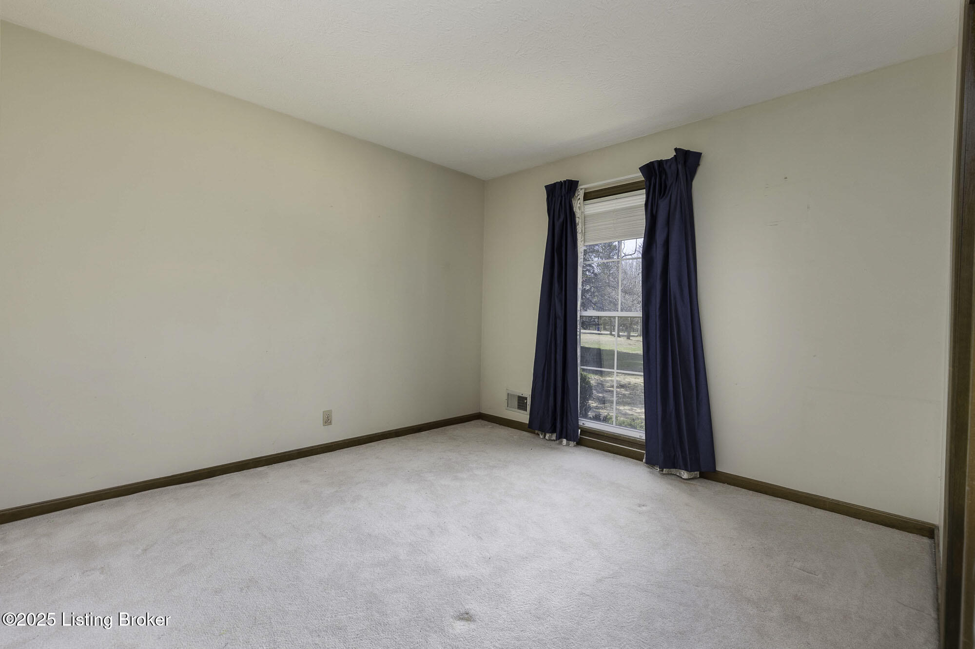 305 Ash Ave, Pewee Valley, Kentucky image 19