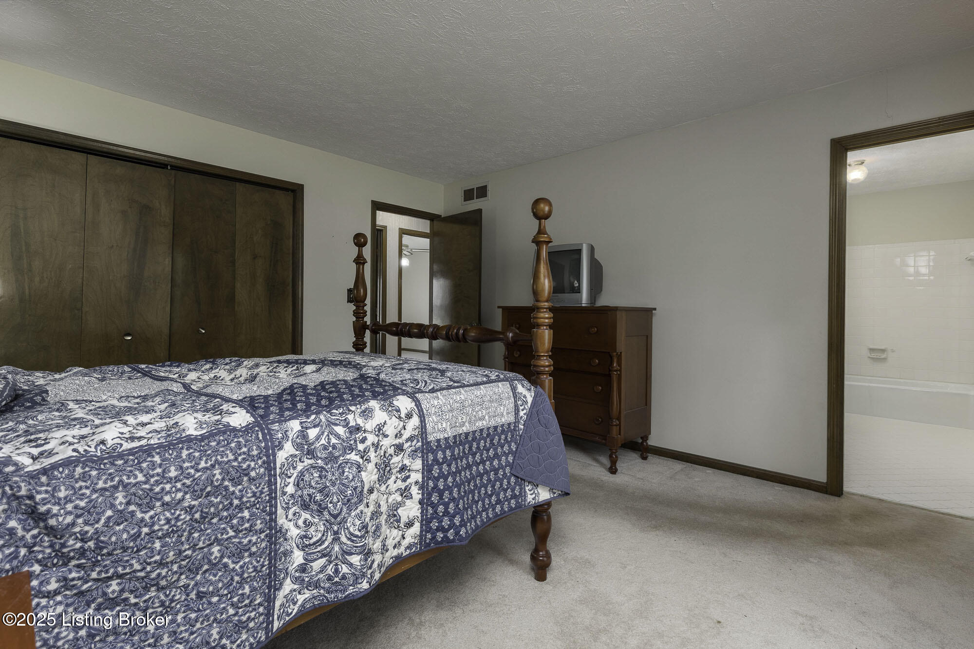 305 Ash Ave, Pewee Valley, Kentucky image 23