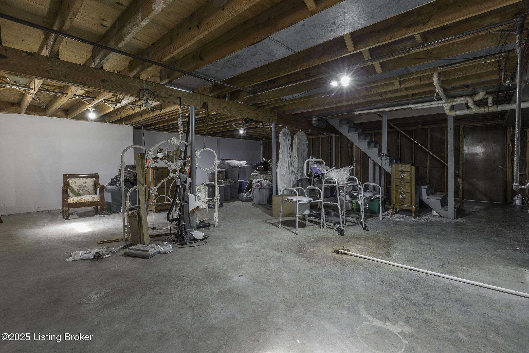 305 Ash Ave, Pewee Valley, Kentucky image 26