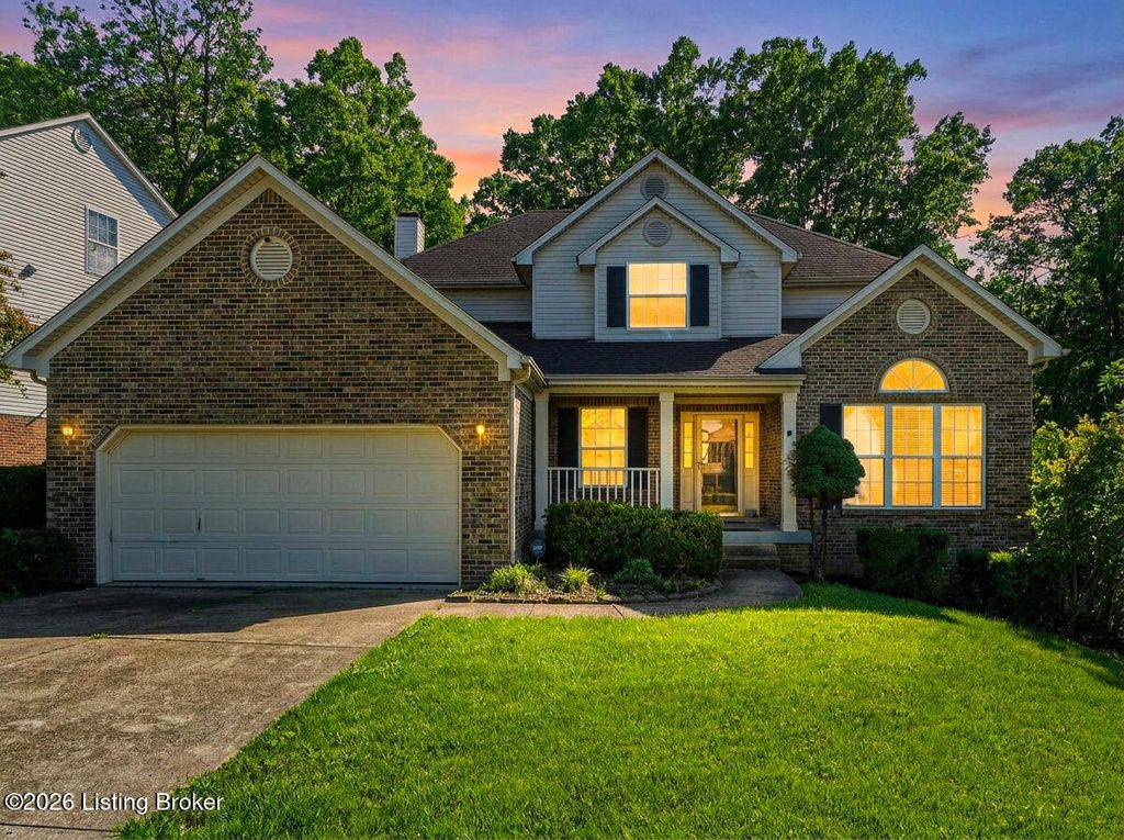 Photo of 5312 Craigs Creek Dr, Louisville, KY 40241 (MLS # 1717185)