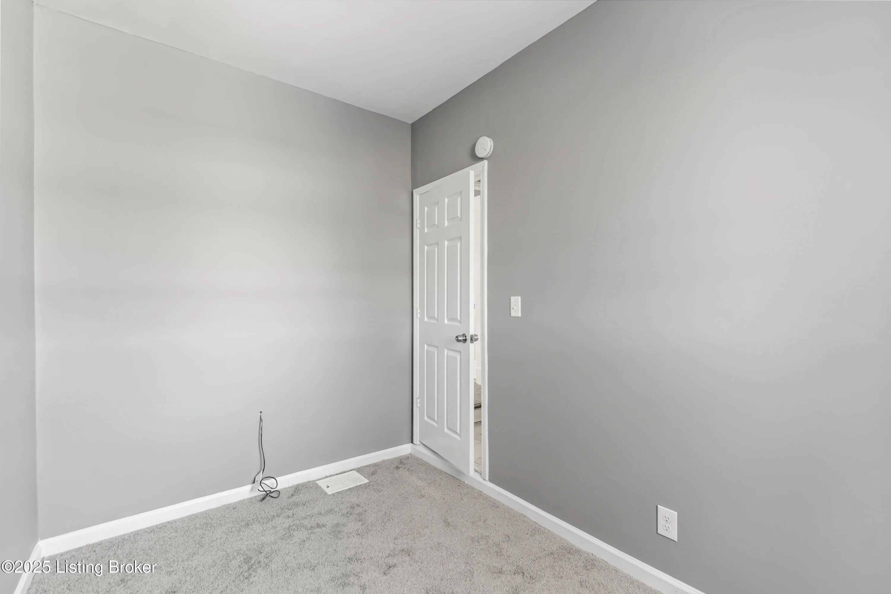 Louisville, Kentucky 40208, United States, 3 Bedrooms Bedrooms, ,2 BathroomsBathrooms,Residential,Active,95065
