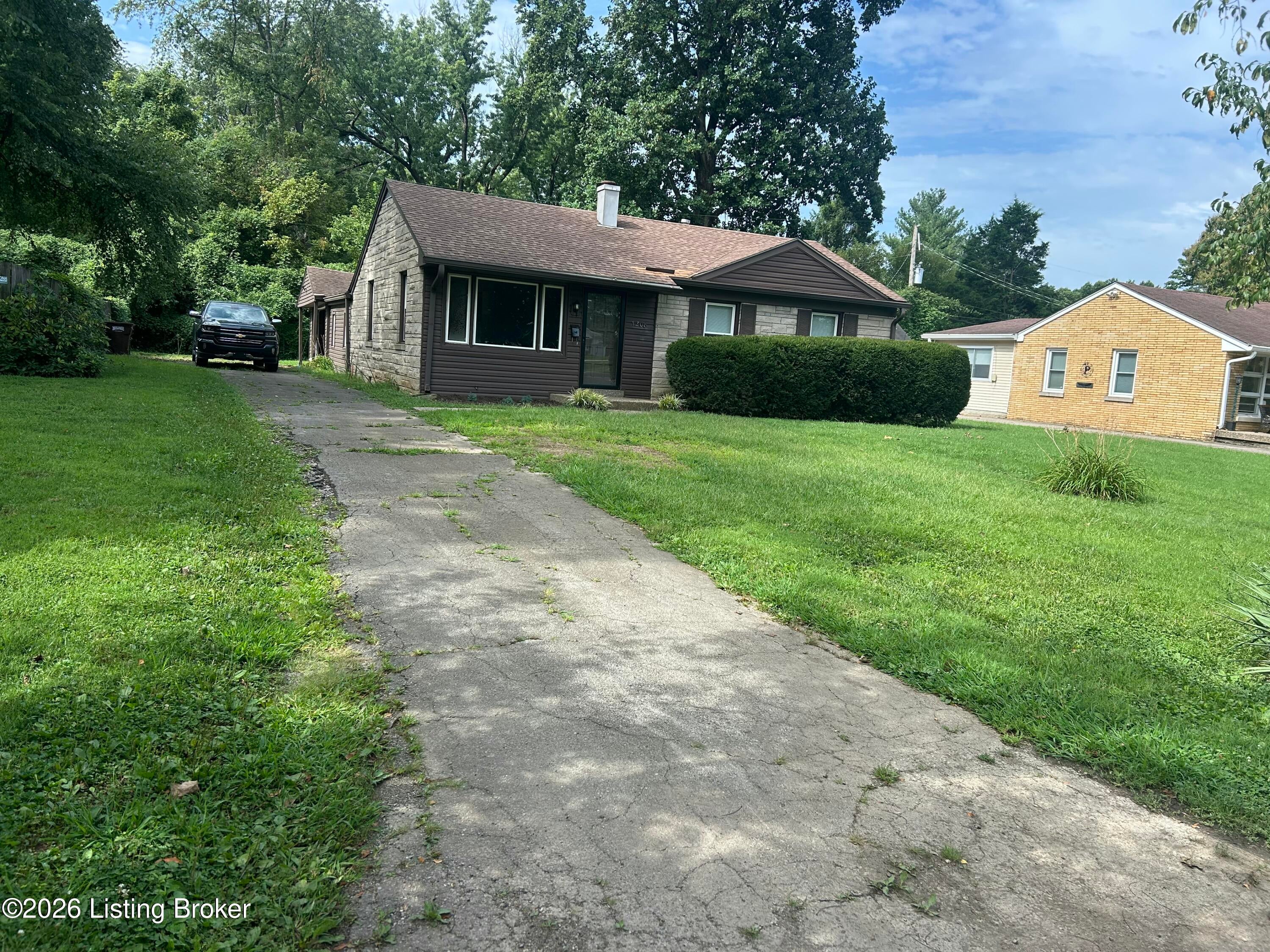 1208 Gallant Fox Run Rd
