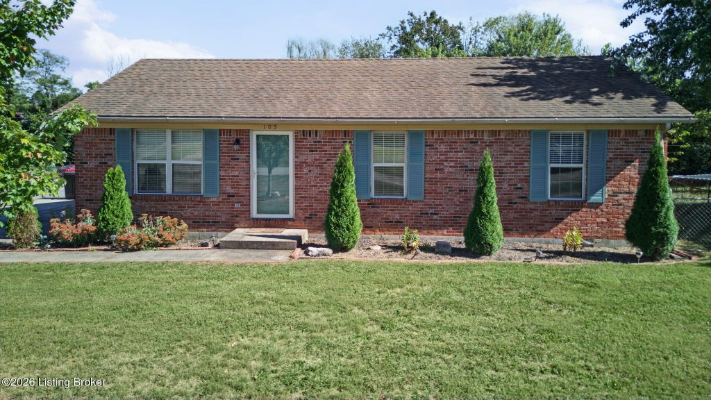 Photo of 105 Cypress St, Bardstown, KY 40004 (MLS # 1731351)