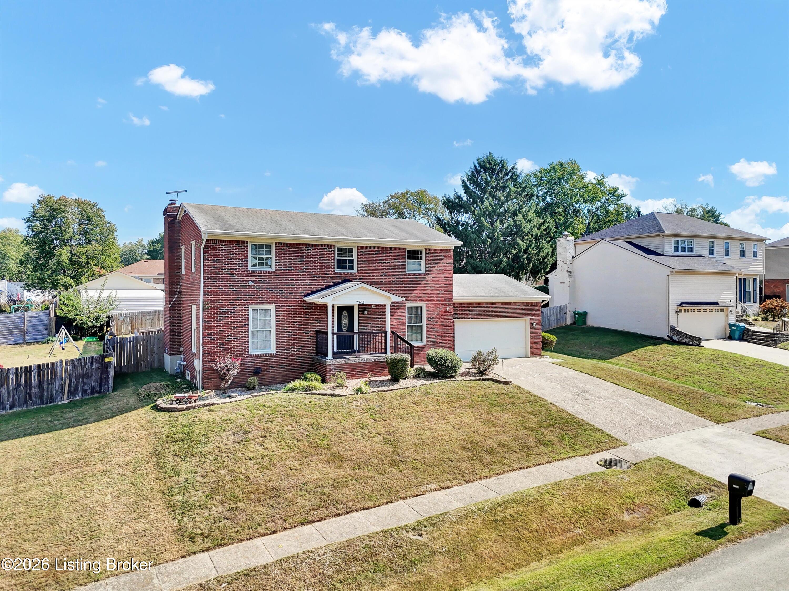 7703 Sunbury Ln