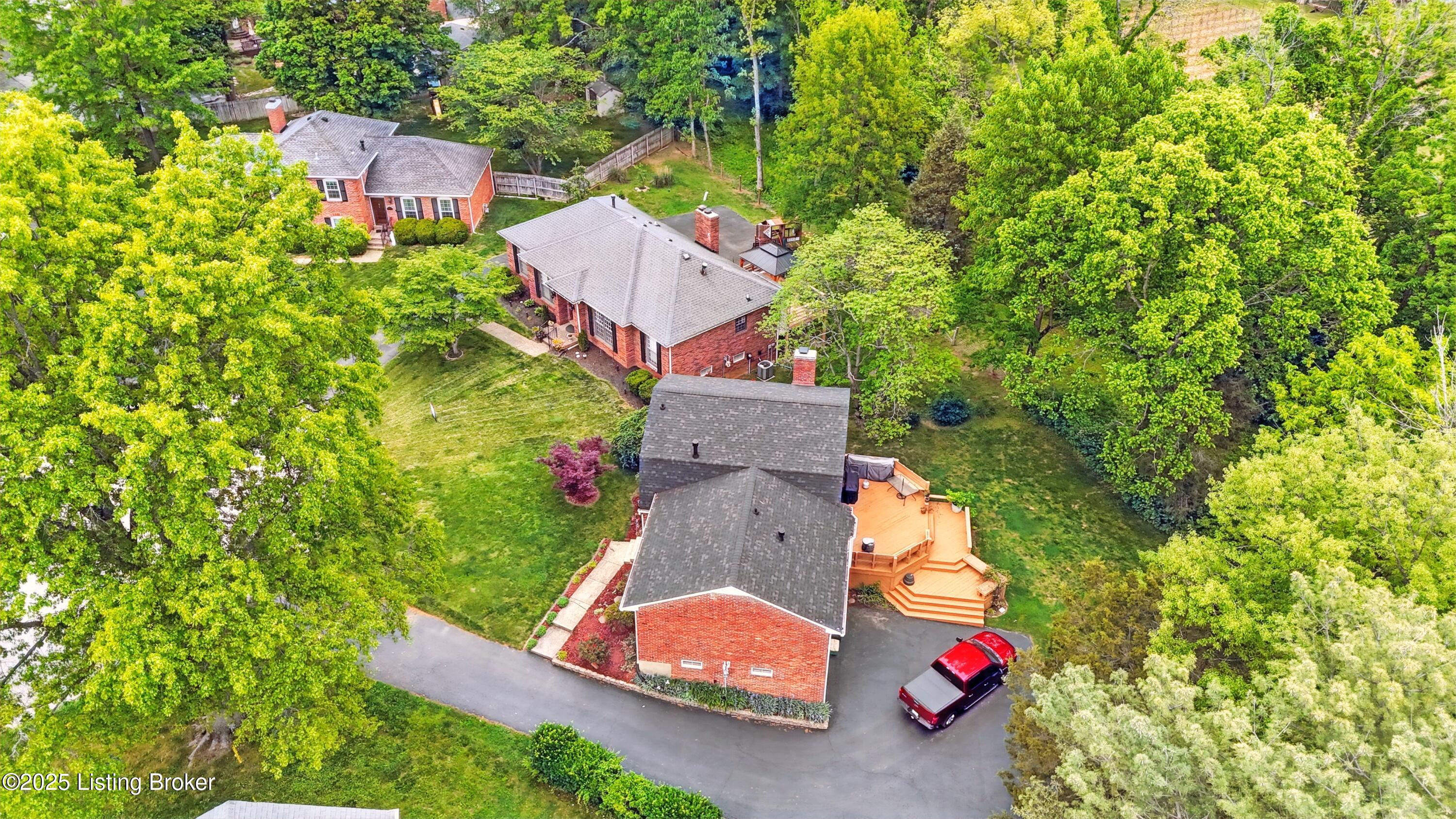 10702 Banyan Ct, Louisville, Kentucky image 31