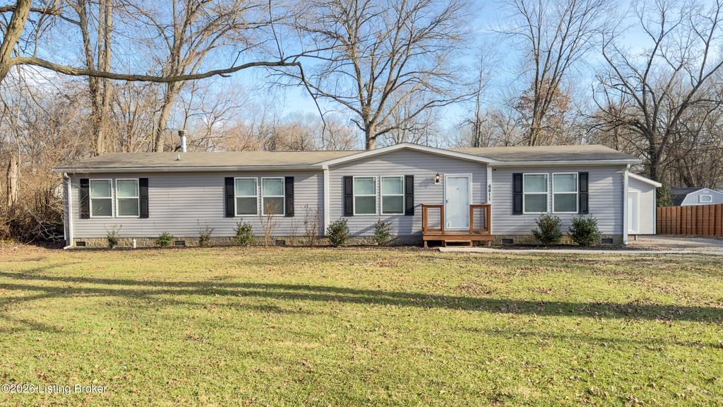 Photo of 6811 Memory Ln, Louisville, KY 40258 (MLS # 1706675)