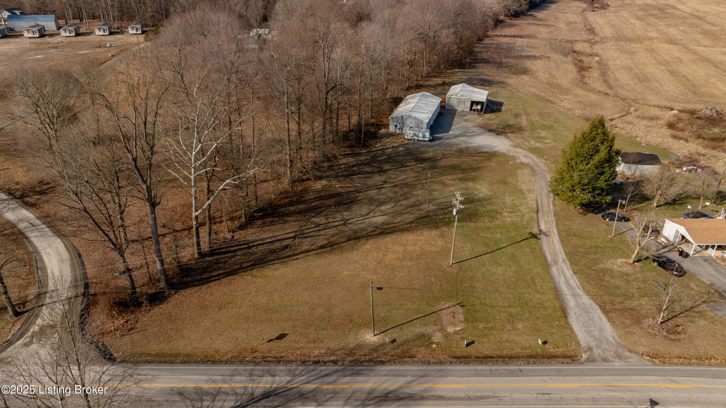 3556 Hwy 76, Russell Springs, Kentucky image 7