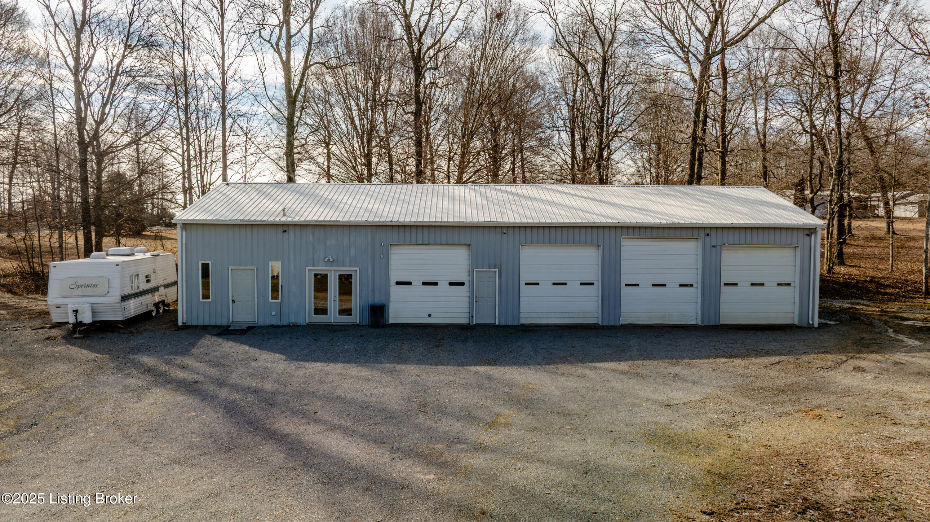 3556 Hwy 76, Russell Springs, Kentucky image 11
