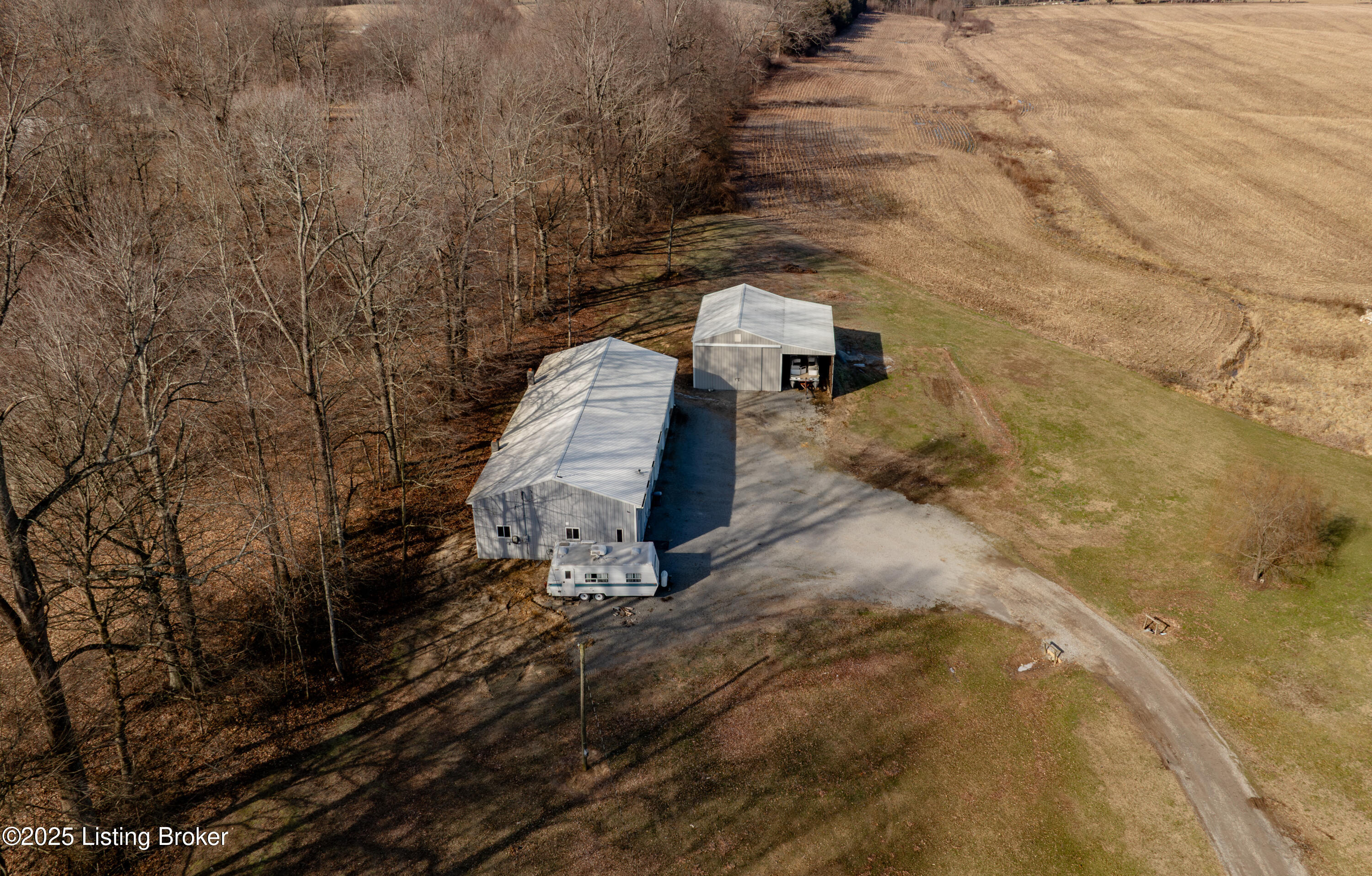3556 Hwy 76, Russell Springs, Kentucky image 8