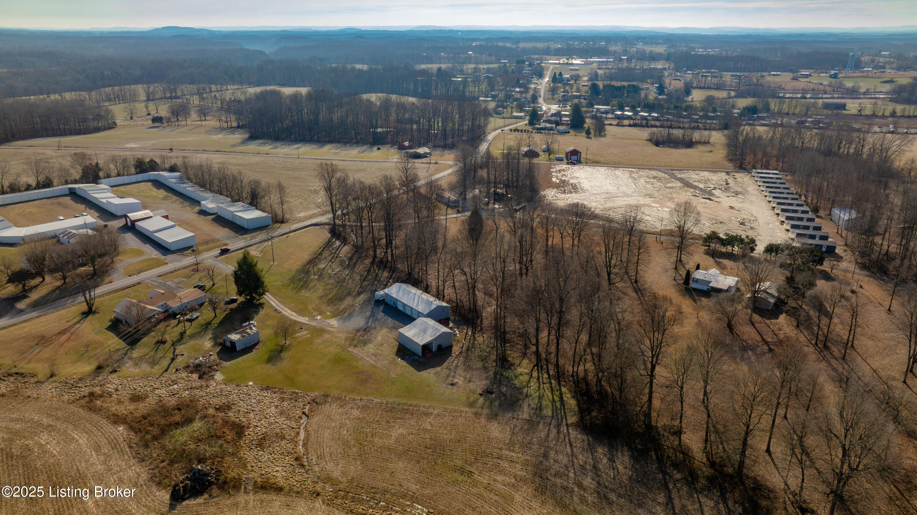 3556 Hwy 76, Russell Springs, Kentucky image 5