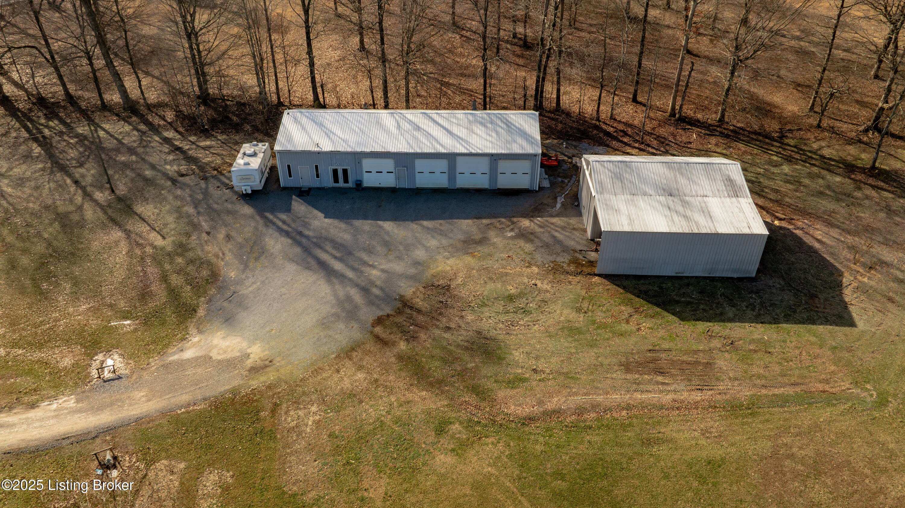 3556 Hwy 76, Russell Springs, Kentucky image 17