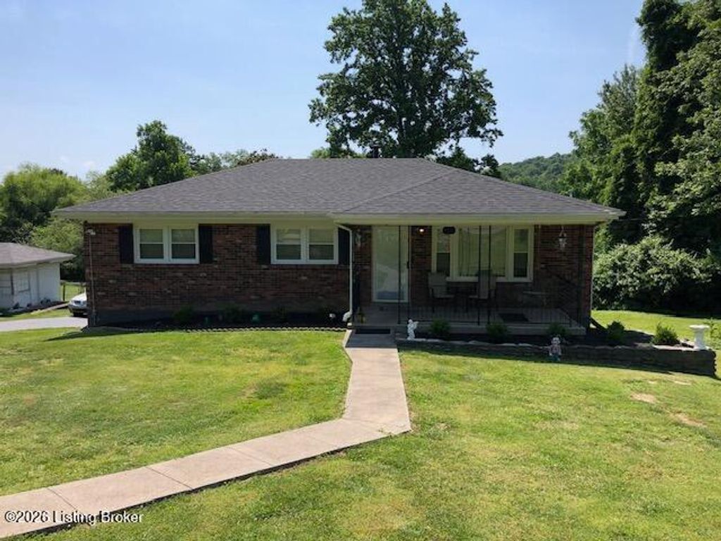 Photo of 693 N Lakeview Dr, Louisville, KY 40229 (MLS # 1717773)