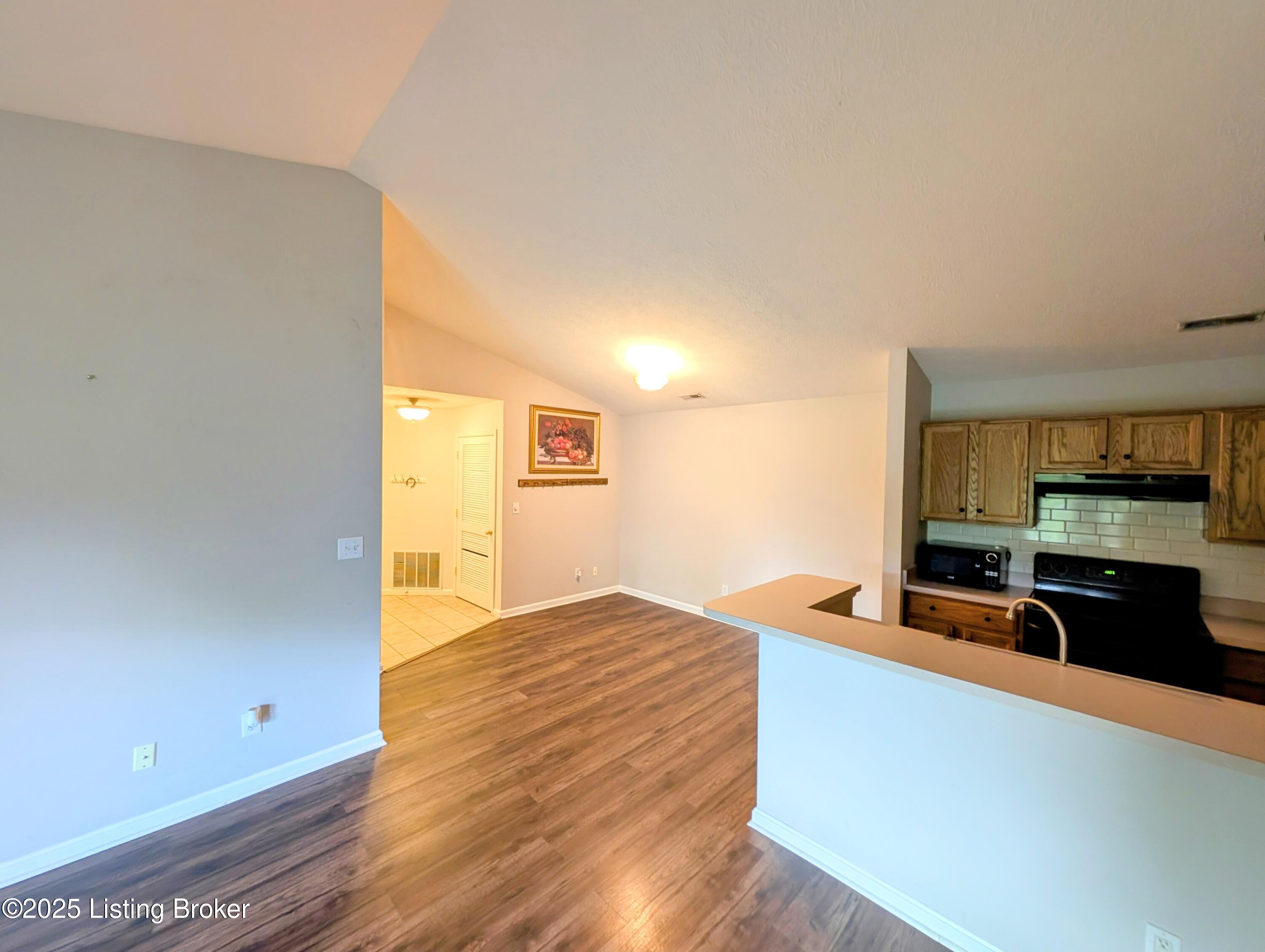 9500 Magnolia Ridge Dr #202, Louisville, Pennsylvania image 9