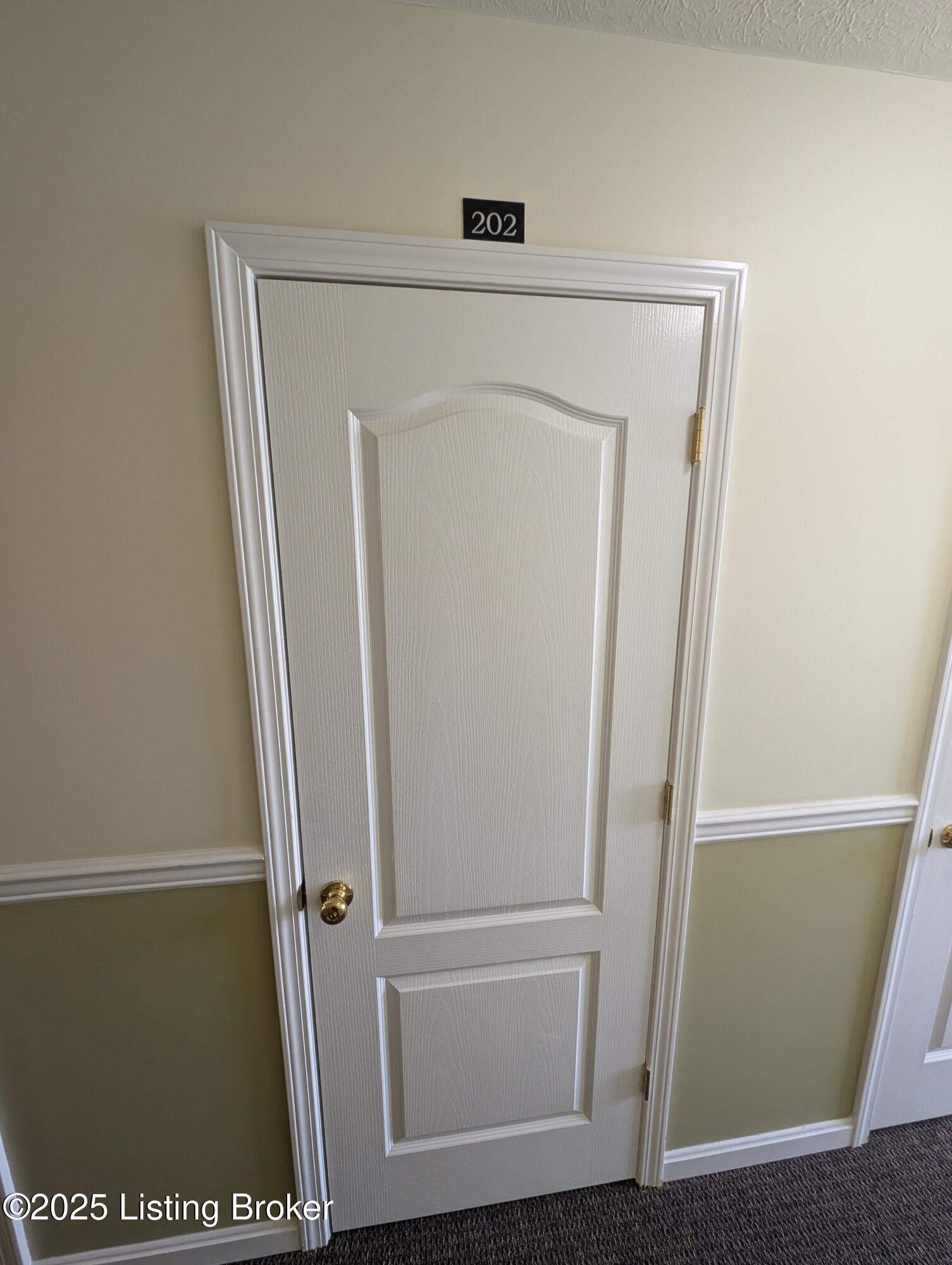 9500 Magnolia Ridge Dr #202, Louisville, Pennsylvania image 4