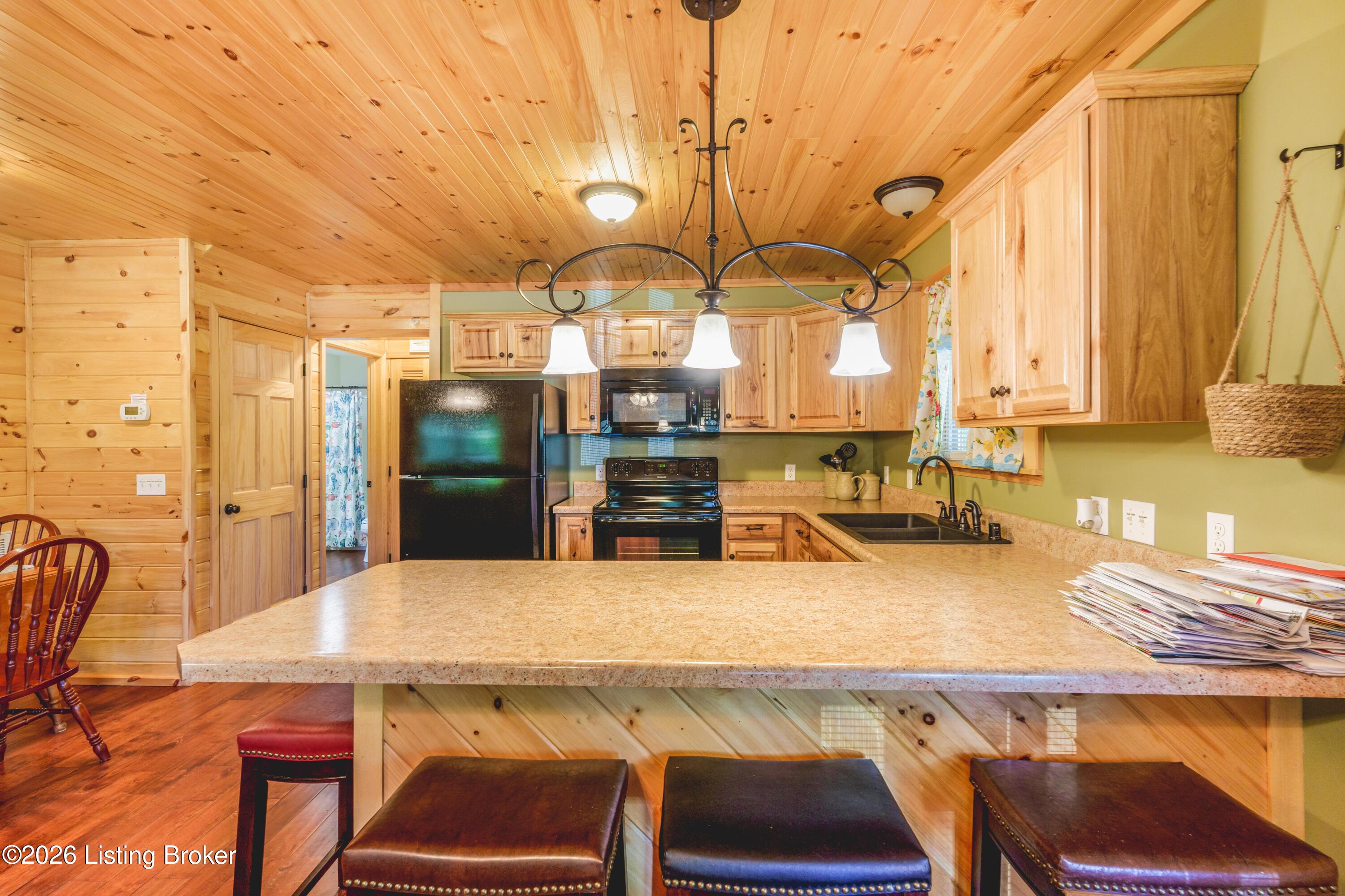 416 Wilderness Rd