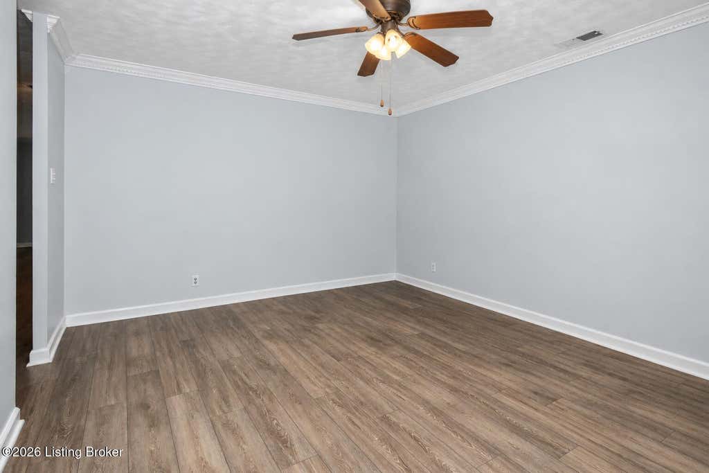 Photo of 4824 Brenda Dr, Louisville, KY 40219 (MLS # 1720199)