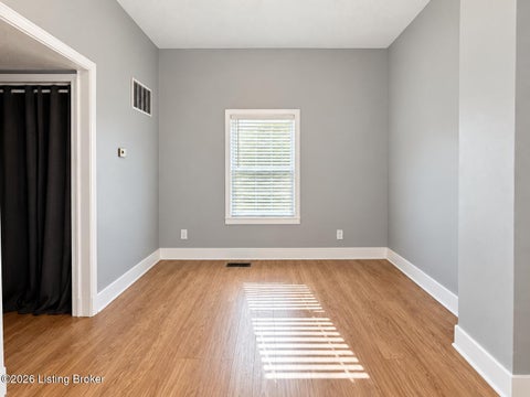 Tiny photo for 426 W 7th St, New Albany, IN 47150 (MLS # 1730969)