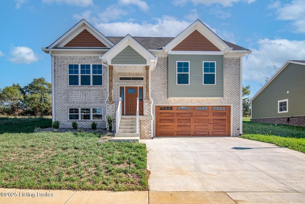 Photo of 236 Wild Deer Dr Way, Elizabethtown, KY 42701 (MLS # 1714052)